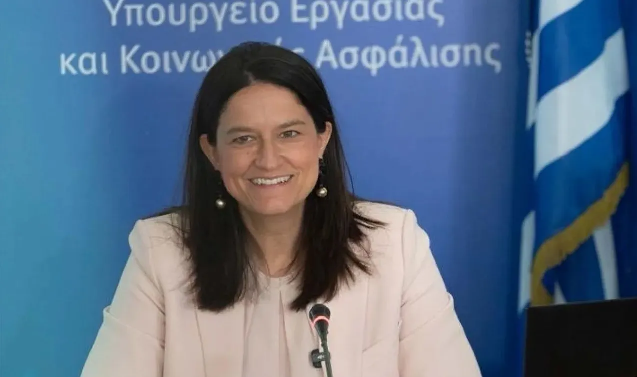 Υπουργείο Εργασίας: Λαϊκίστικη η πρόταση για μειωμένο ωράριο εργασίας