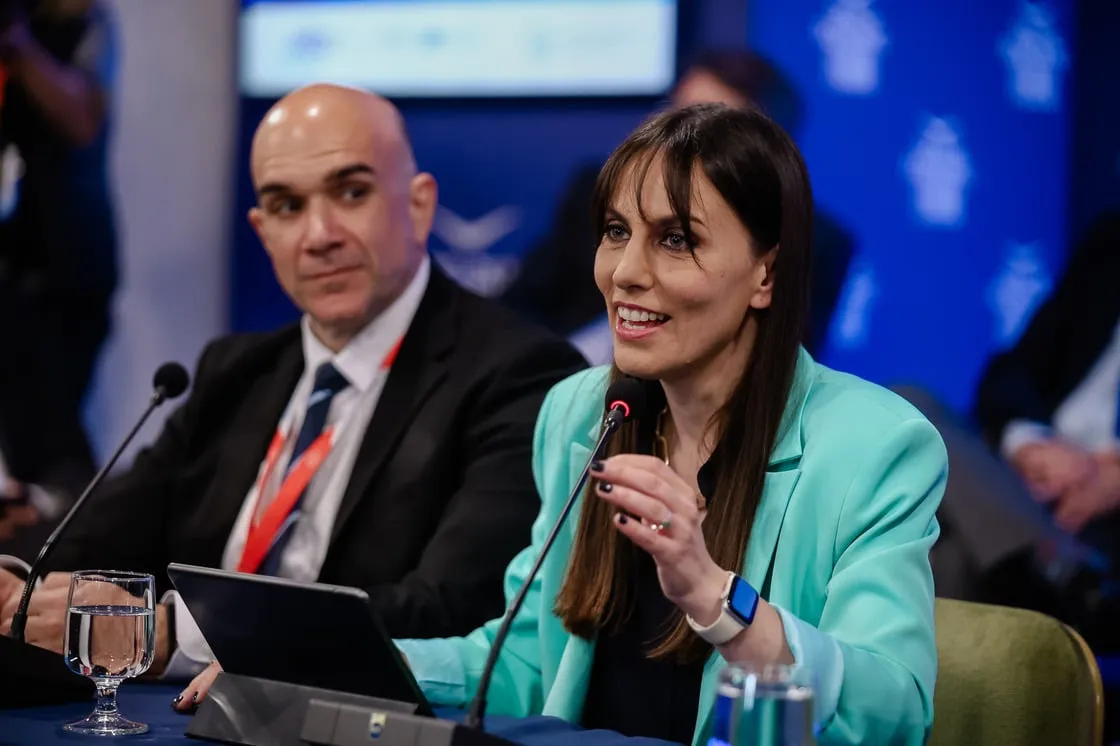 Το «ΑΙ Υπουργείο» που ετοιμάζει το ψηφιακό δημόσιο