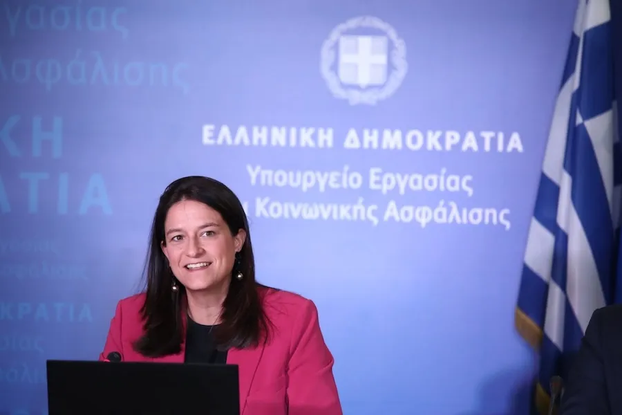 Υπουργείο Εργασίας: Νέο σχέδιο νόμου για την ισότητα αμοιβών