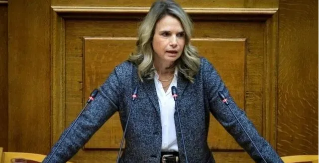 Την παρέμβαση της EIOPA ζητά η Μ. Αποστολάκη για τα ασφαλιστήρια υγείας