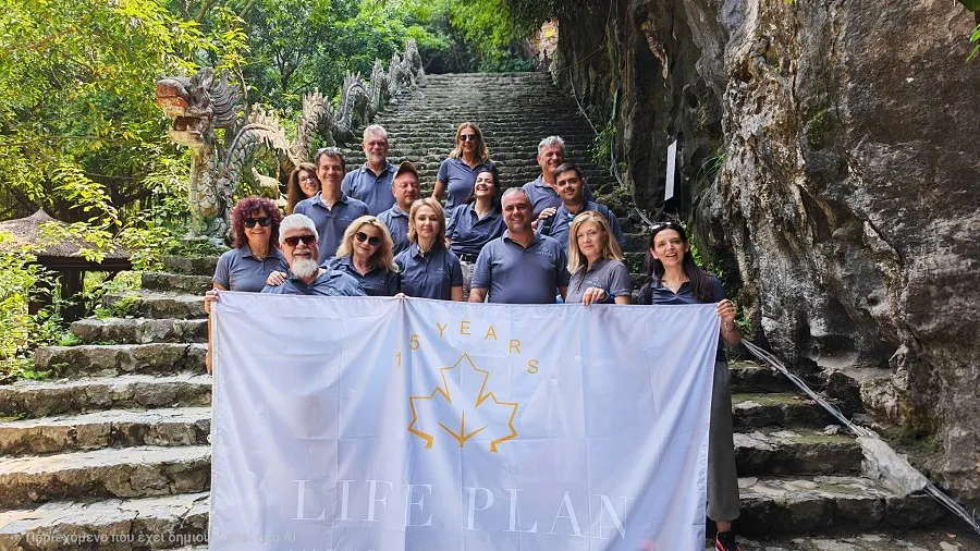 Life Plan: Επετειακό ταξίδι στο Βιετνάμ και βραβεύσεις συνεργατών