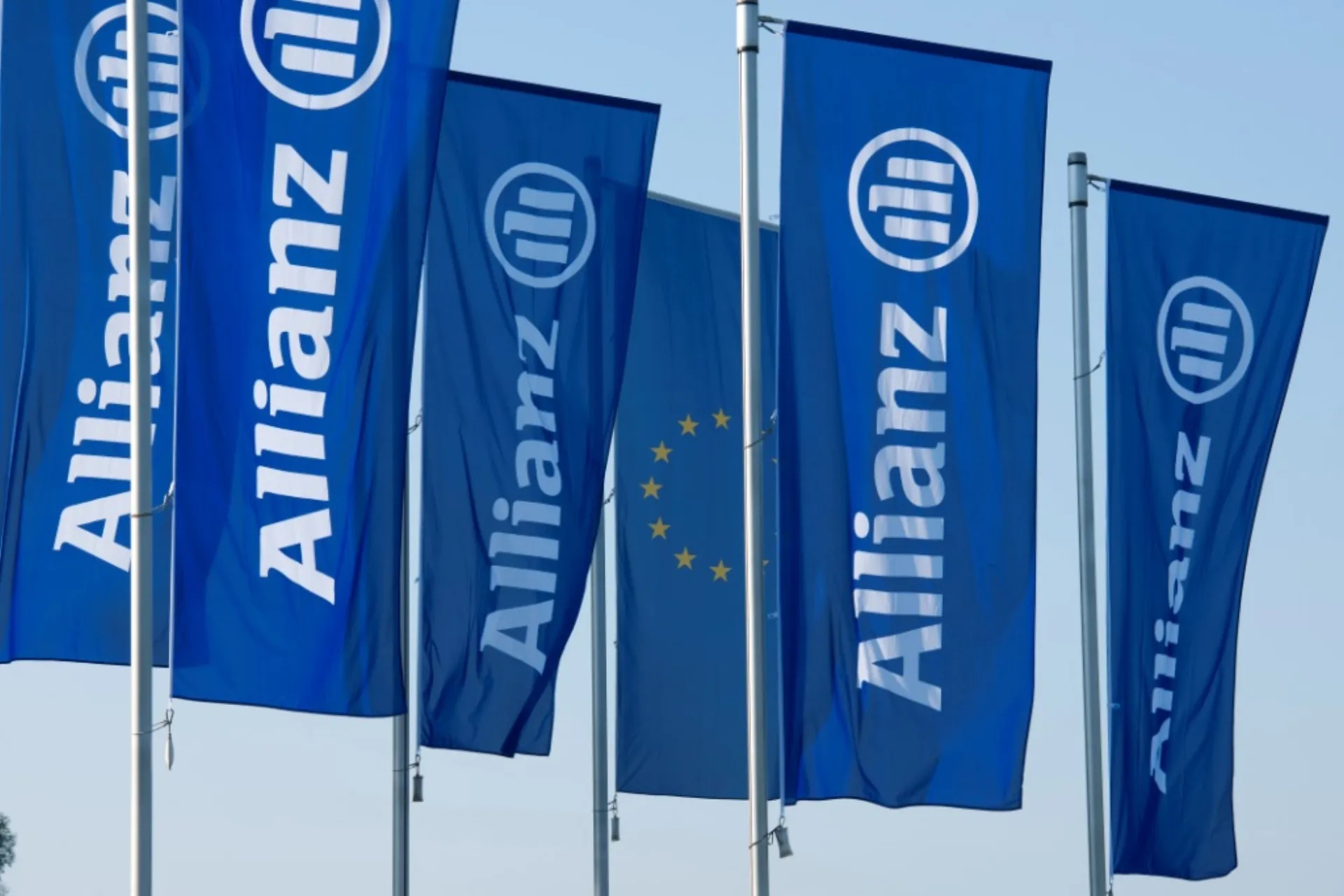 Η Allianz Προειδοποιεί: Η Έλλειψη Προσοχής Ευθύνεται για το Ένα Τρίτο Όλων των Τροχαίων Ατυχημάτων
