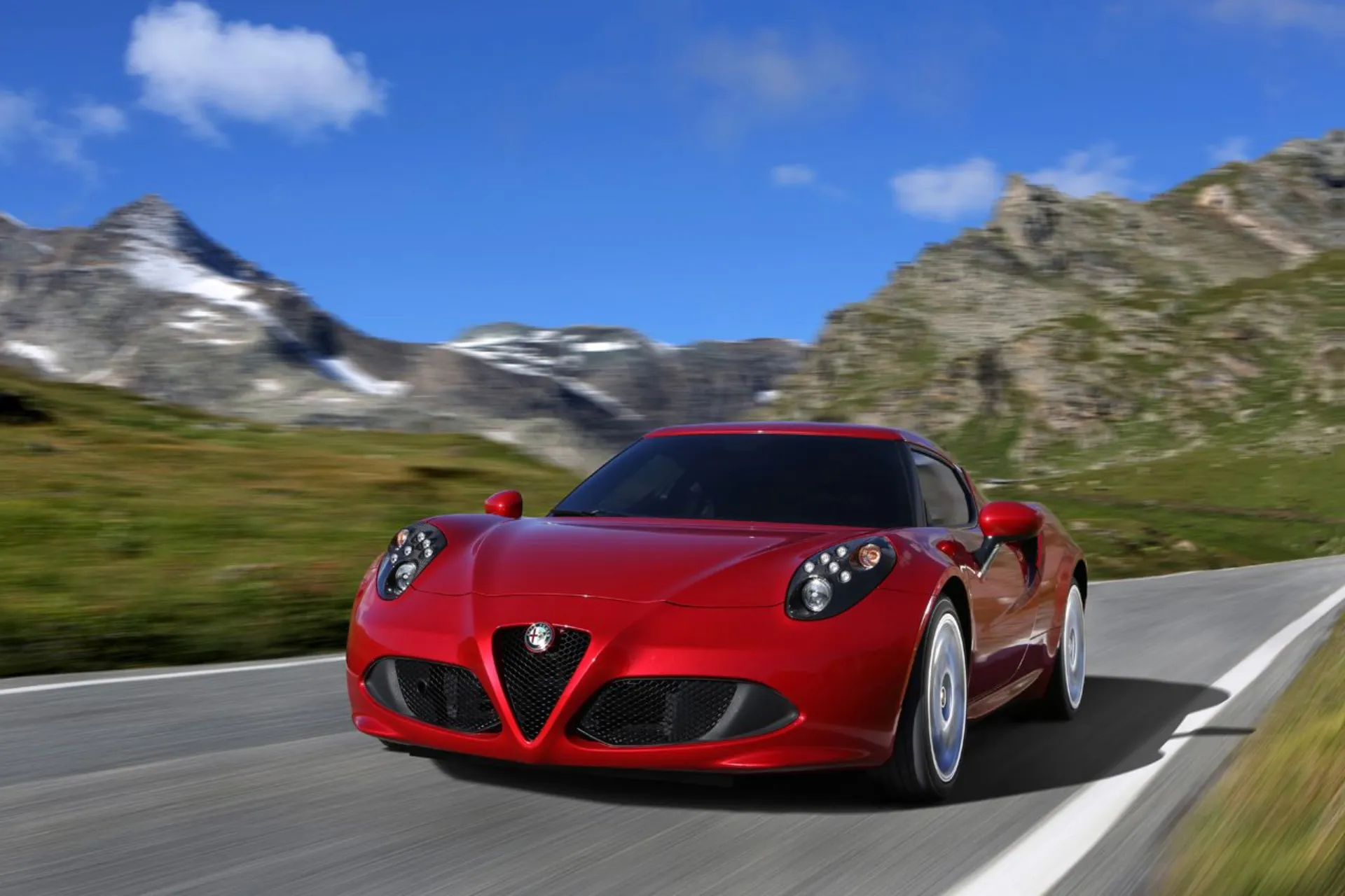 Η Alfa Romeo 4C κέρδισε το βραβείο «Auto Lider 2013» στην Πολωνία