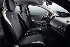 Lancia-Ypsilon-Elefantino esoteriko