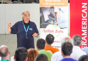 Στιγμιότυπο από το σεμινάριο με τον Ιαβέρη.