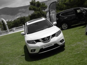 NISSAN X-TRAIL