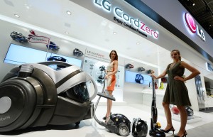 LG_IFA_2014_CordZero_cleaners