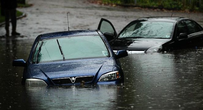 Η ΑΧΑ Καλύπτει Άμεσα τους Πλημμυροπαθείς Πελάτες της
