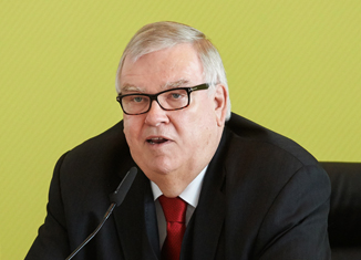 Ο Paul-Otto Fassbender Παραμένει Διευθύνων Σύμβούλος της ARAG