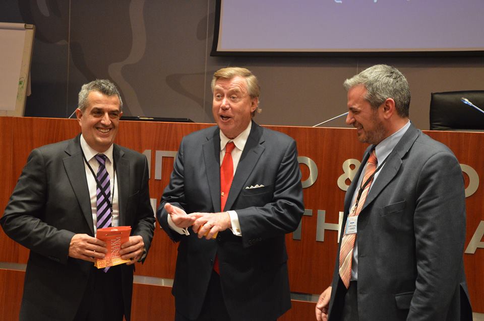 Μην είστε επιτακτικοί ηγέτες… πρέπει να “υπηρετείτε” την ομάδα σας