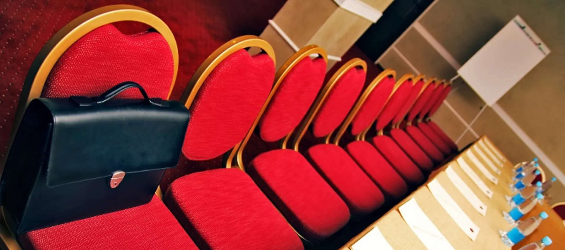 Σώστε την ουσία της Επανεκπαίδευσης …και τα προσχήματα