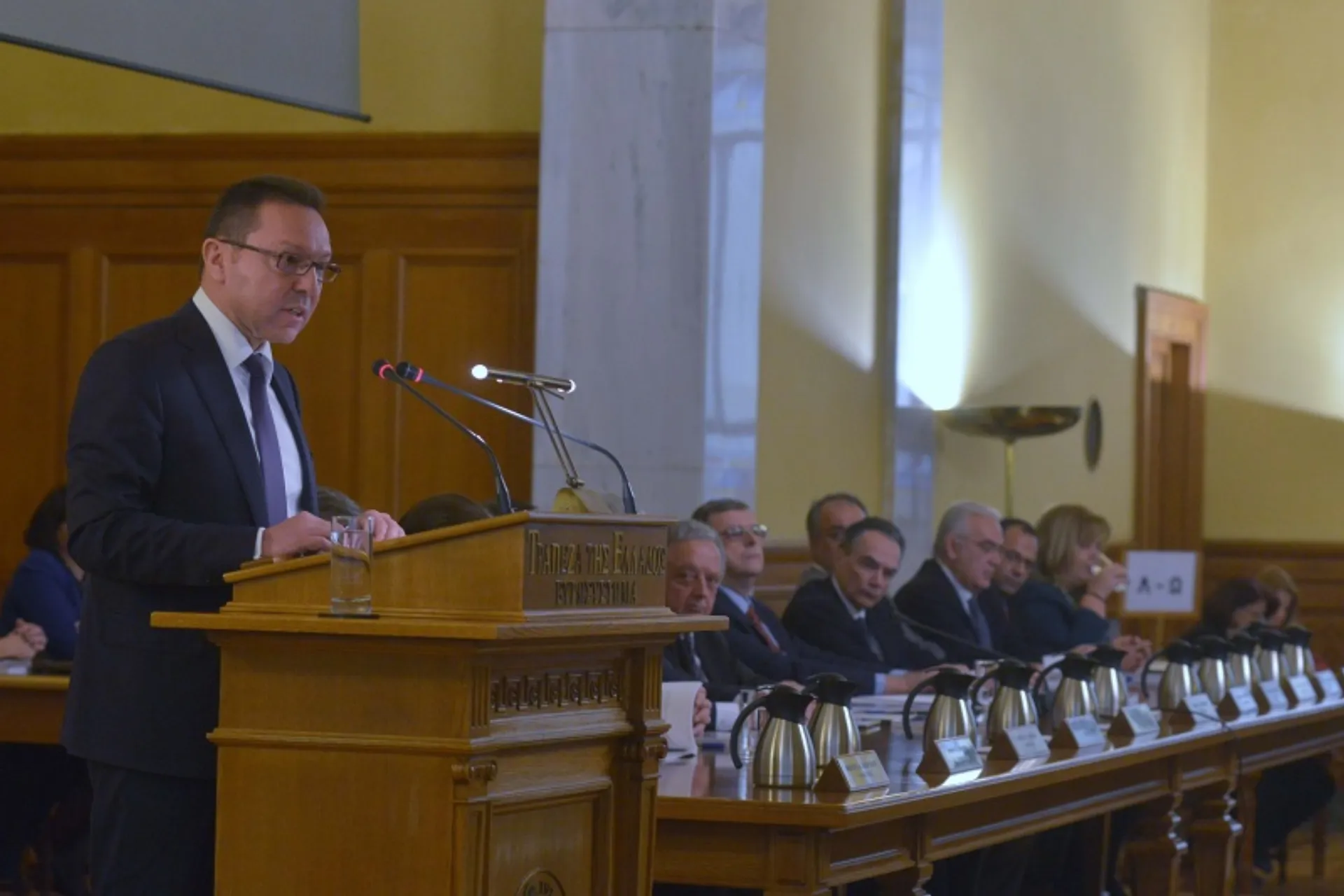 Στουρνάρας: Να εφαρμοστεί η συμφωνία και να ενισχυθεί η ανάπτυξη