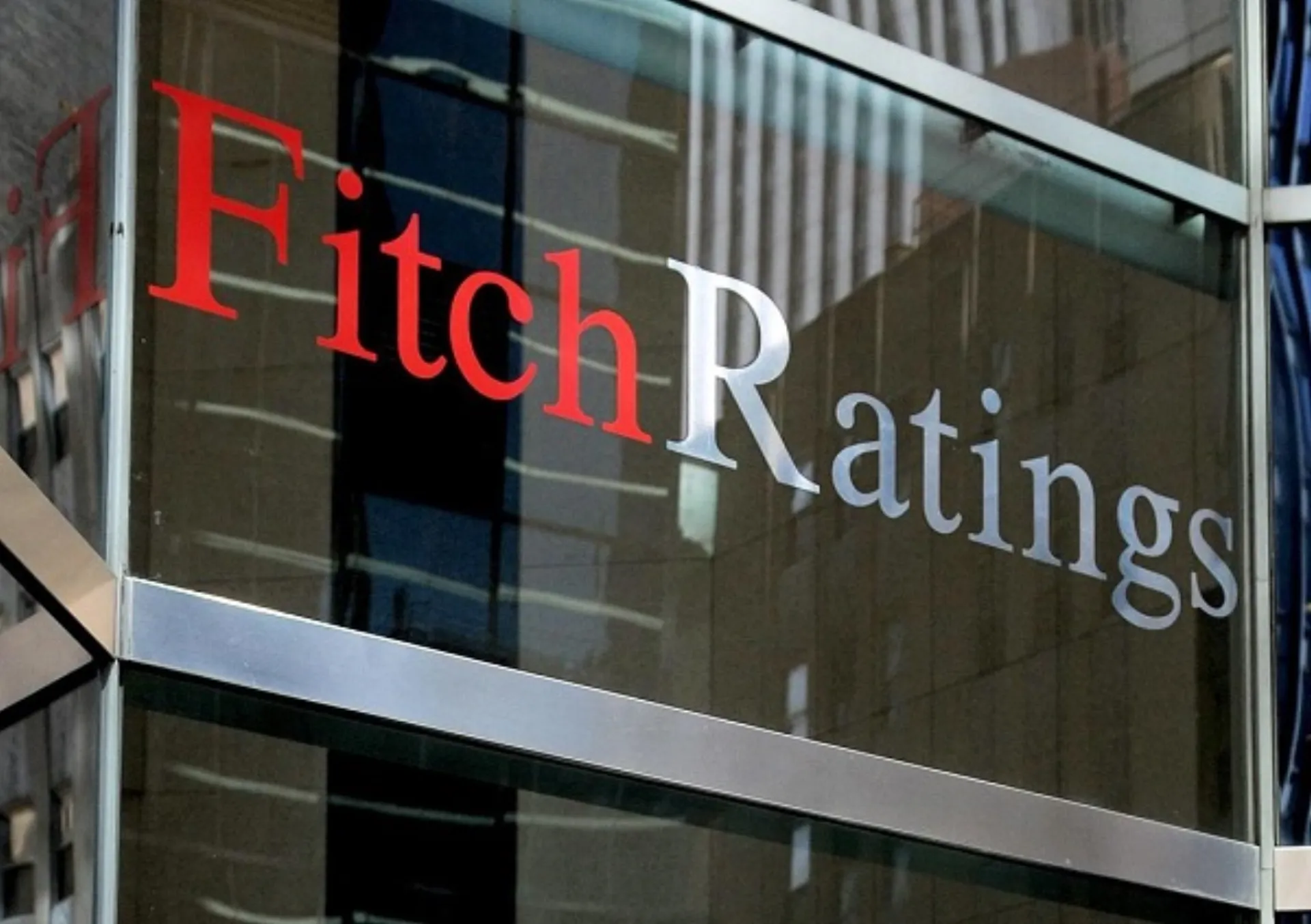 Fitch: Ενδεχόμενο Grexit δεν θα προκαλέσει συστημική κρίση