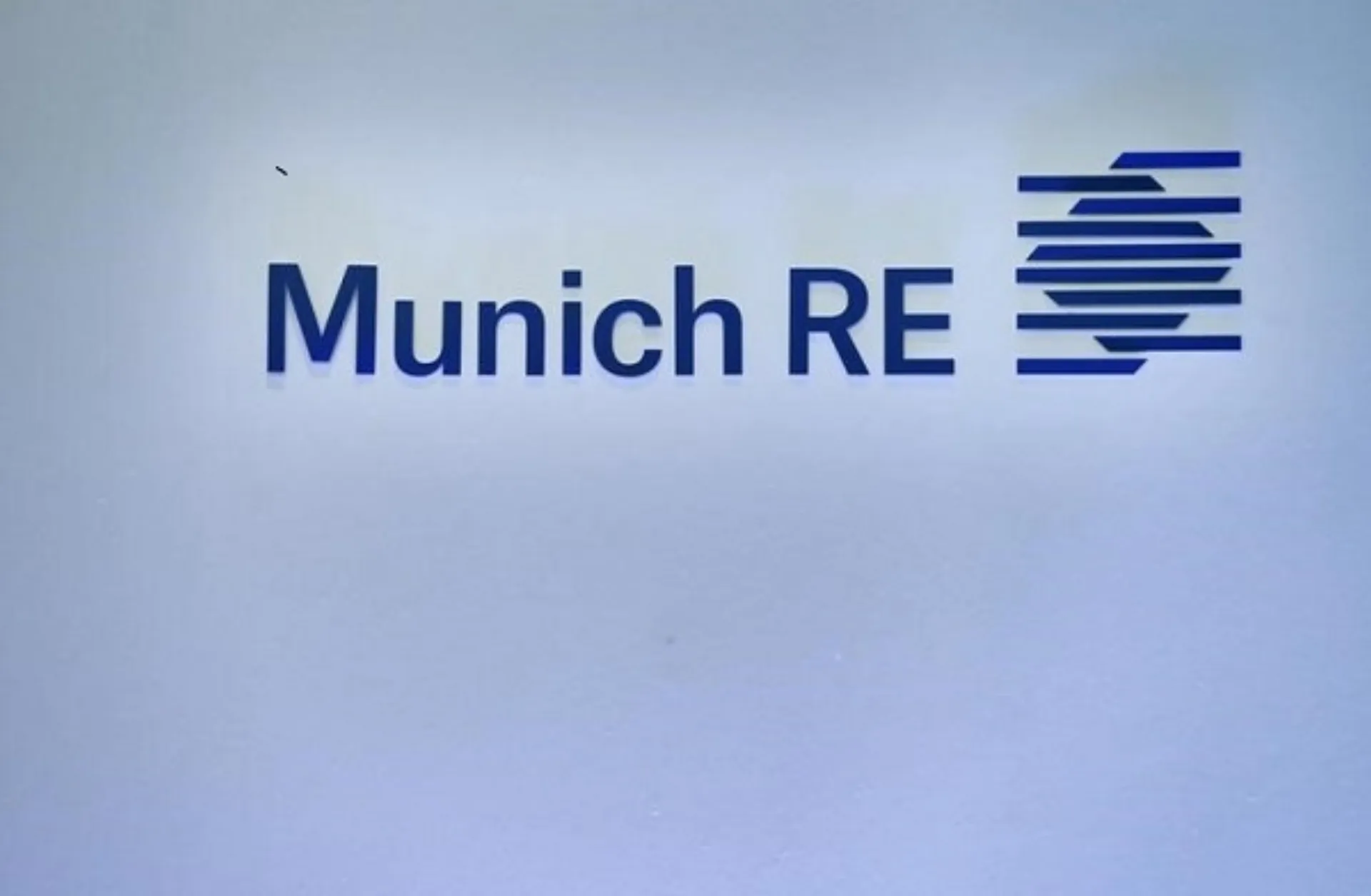 Munich Re: Νέο πρόγραμμα αγοράς ιδίων μετοχών ύψους 1 δισ. ευρώ