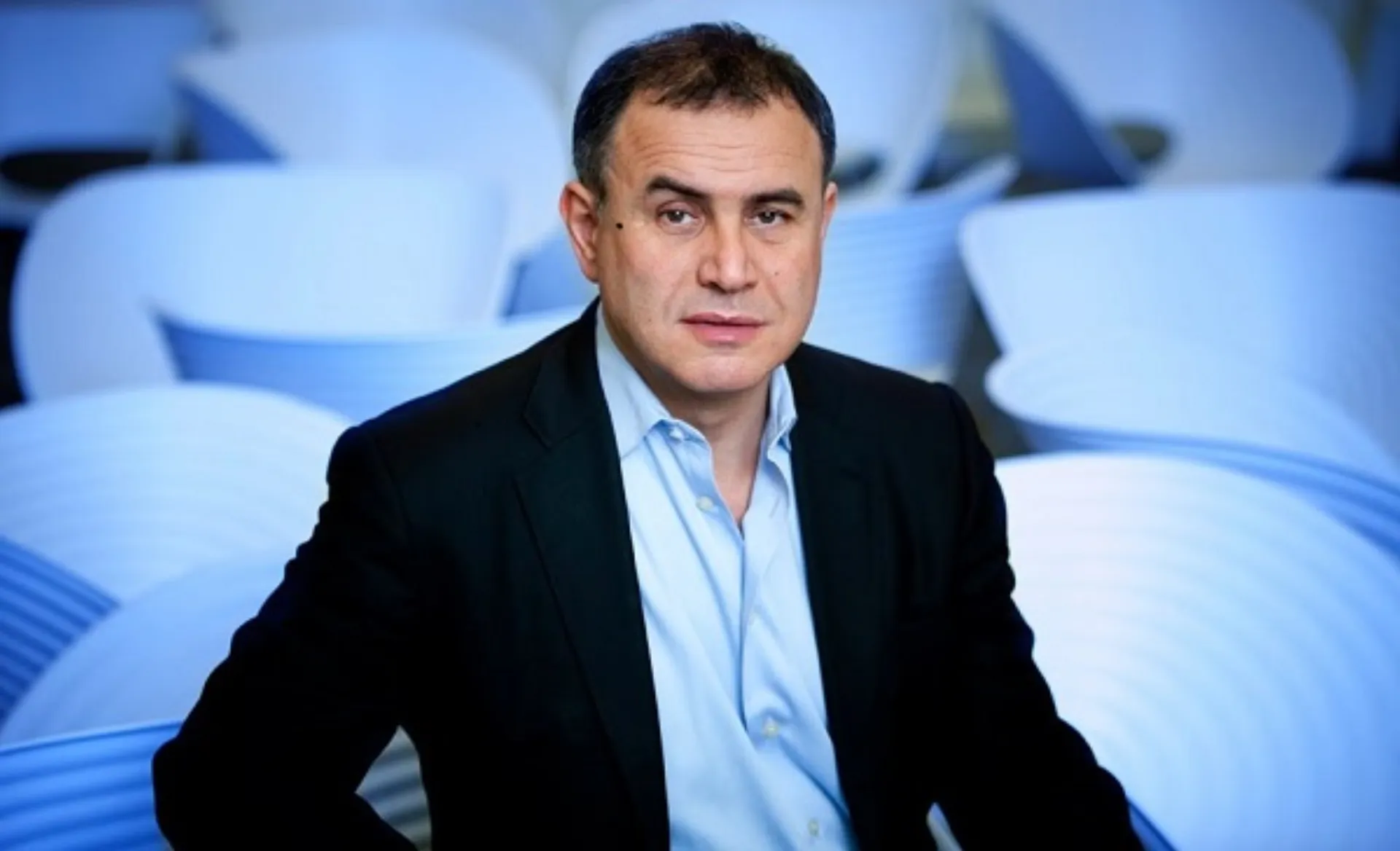 Roubini: Δεν υπάρχει πιθανότητα εξόδου της Ελλάδας από το ευρώ
