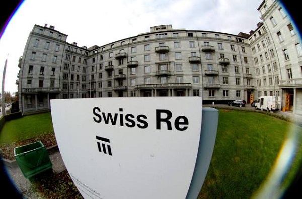 Swiss Re: Οι ασφαλιστικές έχουν χάσει $400 δις λόγω χαμηλών επιτοκίων