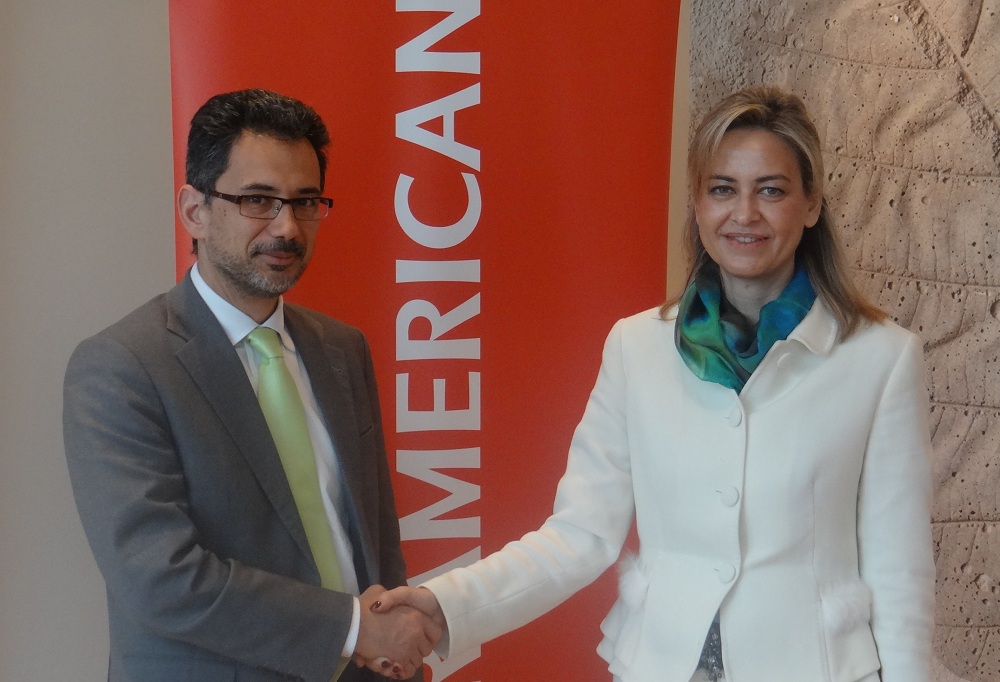 Ο κ. Γιάννης Καντώρος, Γενικός Διευθυντής Ασφαλιστικών Εργασιών του Ομίλου INTERAMERICAN με την κ. Νάντια Σταυρογιάννη, Διευθύνουσα Σύμβουλο και Αντιπρόεδρο της D.A.S. Hellas.