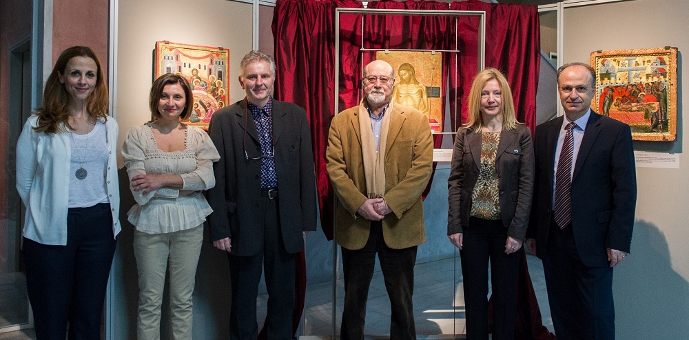 (από αριστερά) Οι κ.κ. Σταυρούλα Αγγελοπούλου Υποδιευθύντρια Εταιρικής Υπευθυνότητας ΟΤΕ, Νικολέττα Λιακοσταύρου, υπεύθυνη Μουσείου Τηλεπικοινωνιών ΟΤΕ, Βαγγέλης Ιωακειμίδης, Διευθυντής Μουσείου Φωτογραφίας Θεσσαλονίκης, Αγαθονίκη Τσιλιπάκου, Προϊσταμένη Μουσείου Βυζαντινού Πολιτισμού Θεσσαλονίκης, Μιχάλης Τσιπίδης, συνταξιούχος ΟΤΕ δωρητής τηλεγραφημάτων και o Φώτης Γκοτζαμπουγιούκης, Διευθυντής Τεχνικής Περιφέρειας Βορείου Ελλάδος ΟΤΕ.