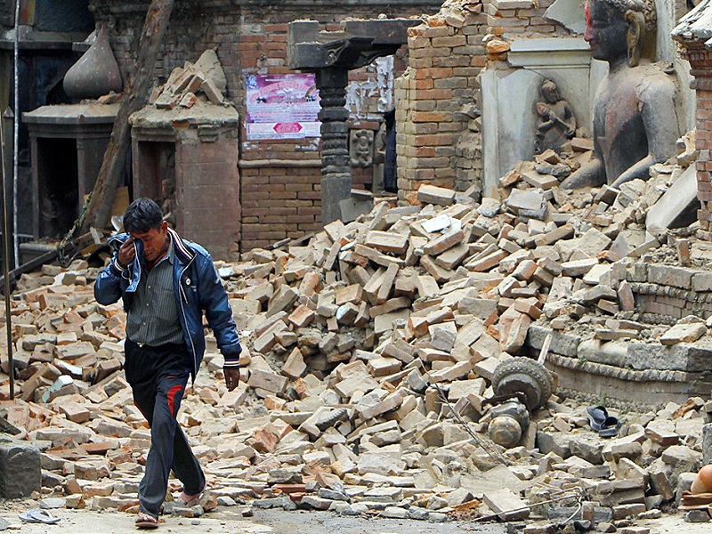 Ανυπολόγιστο το κόστος από το σεισμό-γίγαντα στο Νεπάλ