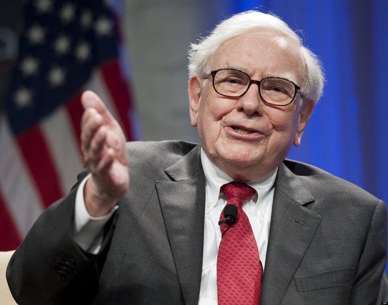 Ο Warren Buffett ξαφνικά «σνομπάρει» τις ασφαλιστικές