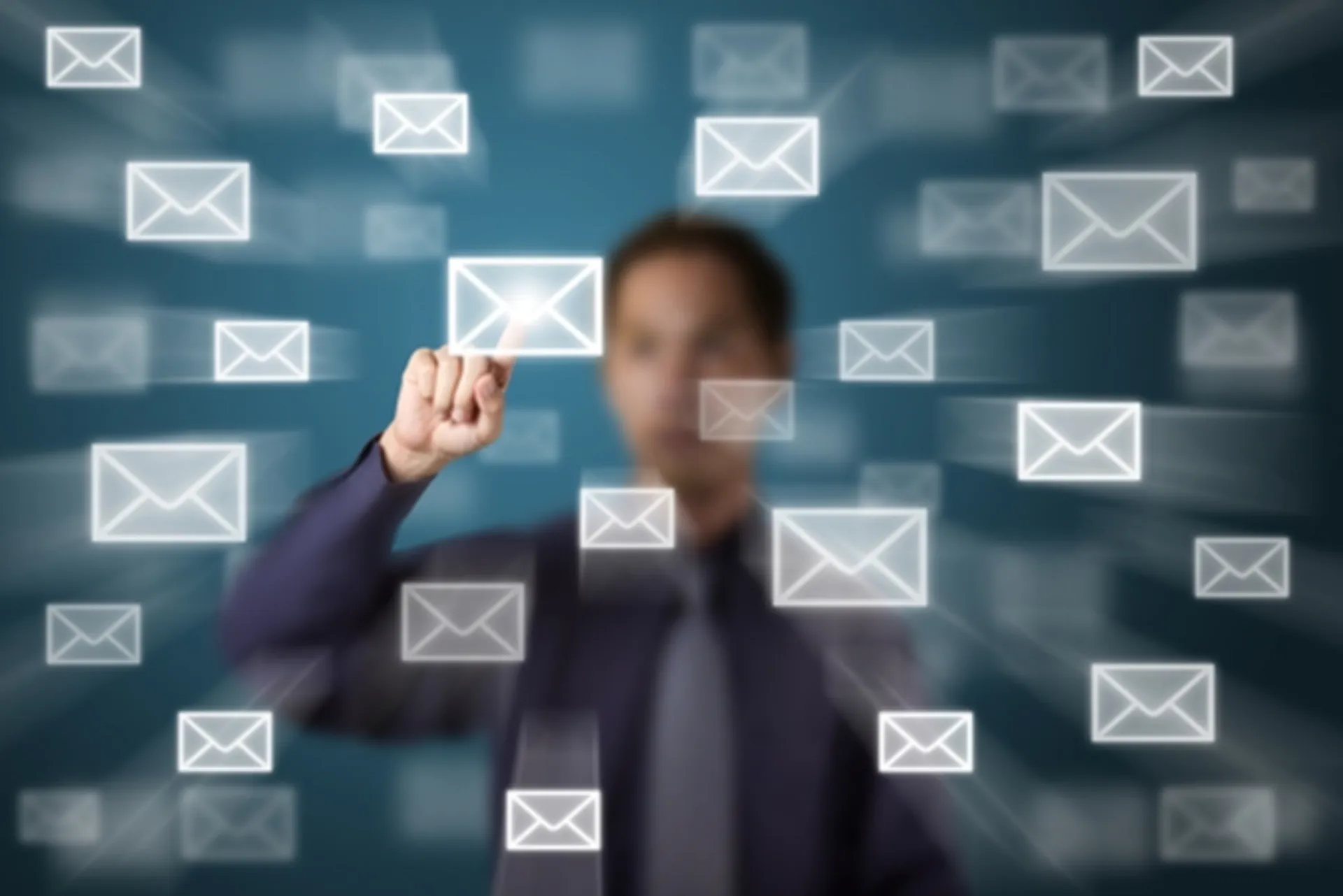 Τips για να μην πνιγείτε στα e-mails