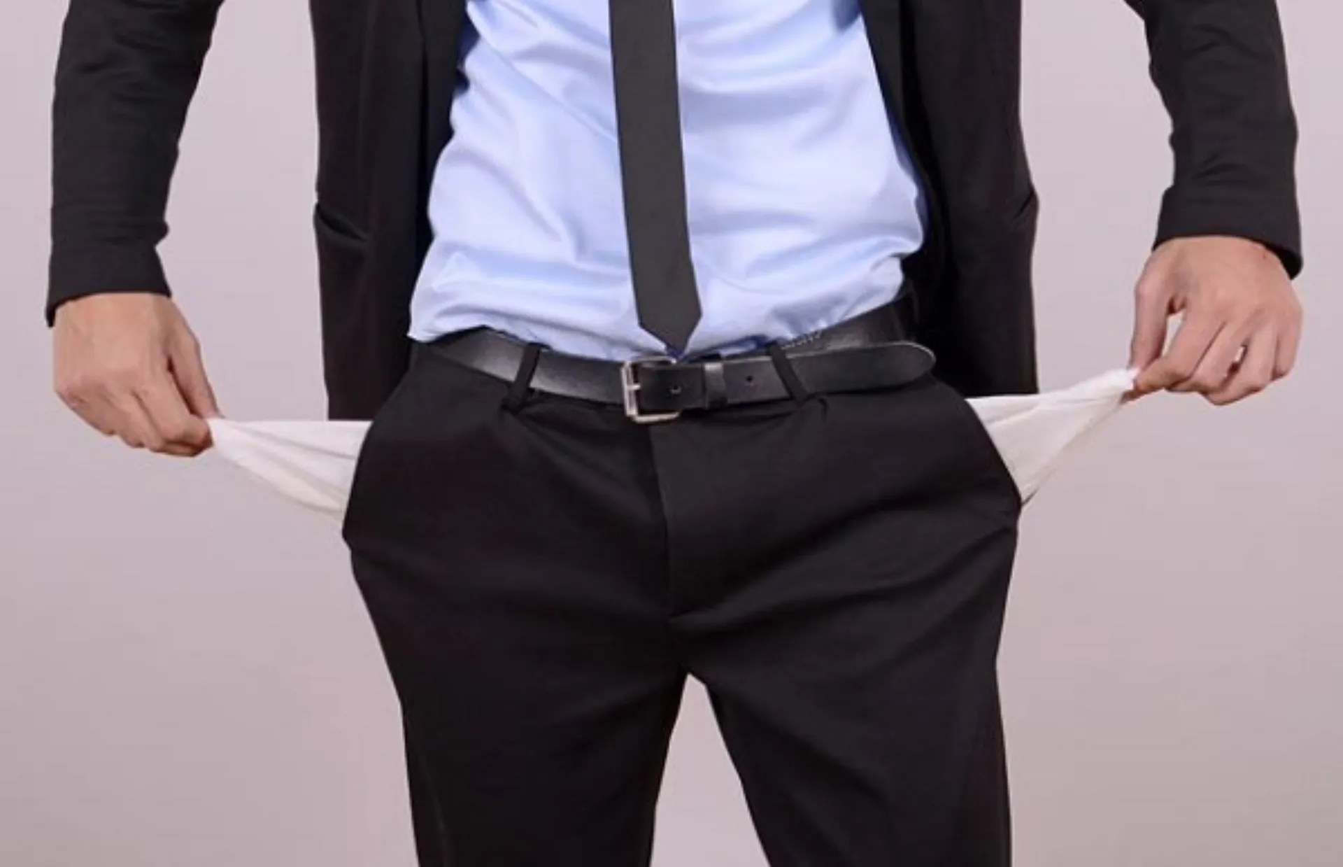 Atradius: Κατά 75% υψηλότερα τα επίπεδα αφερεγγυότητας το 2015 vs 2007