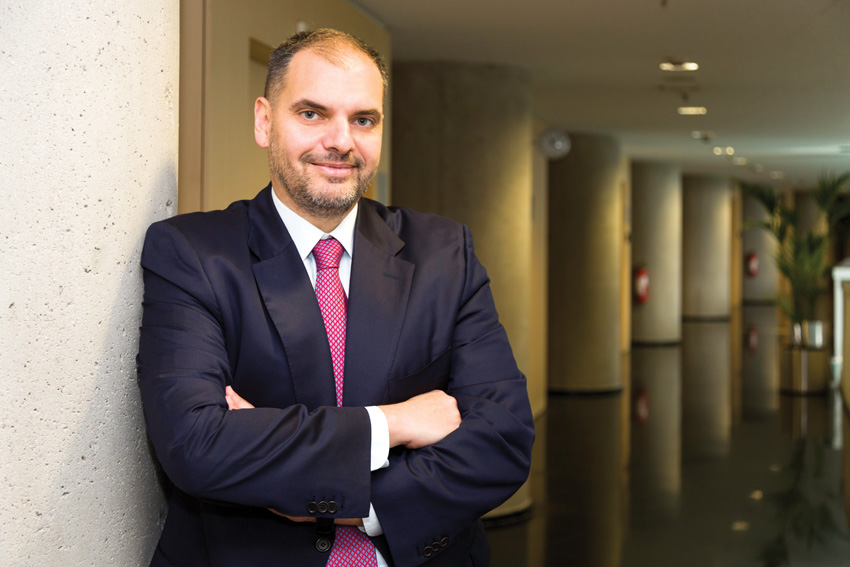 Σ. Μαυρόγαλος: Να προσαρμόσουμε τα προϊόντα στις ανάγκες του πελάτη