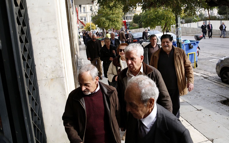 Ασφαλιστικό: Εθνική σύνταξη 360 ευρώ και αλλαγές για όλους