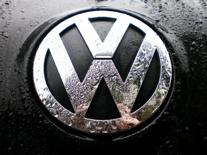 Volkswagen: Προχωρά σε μαζική ανάκληση 11 εκατ. οχημάτων