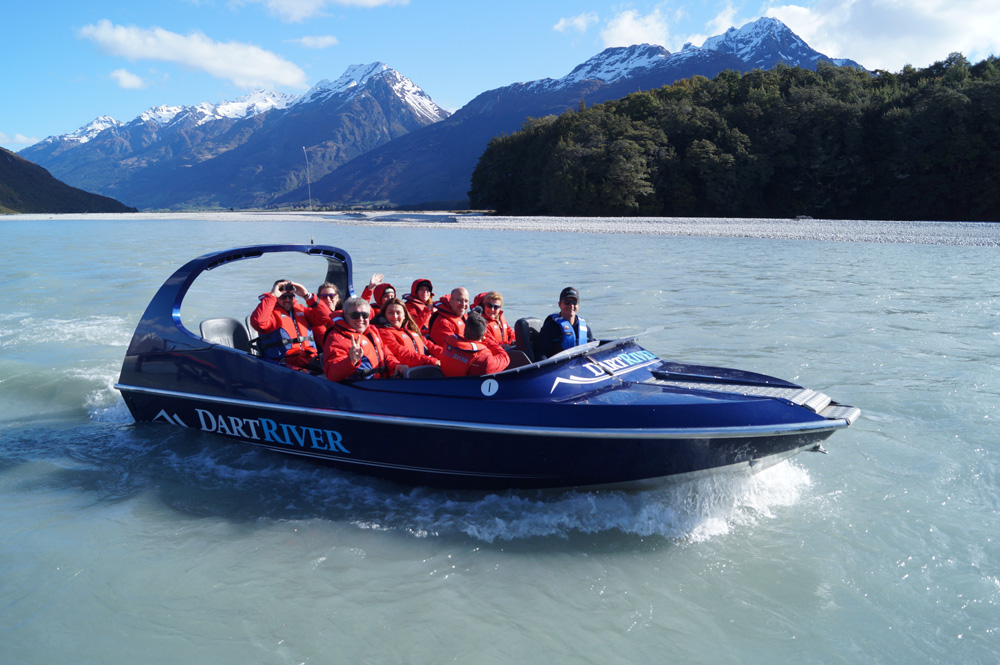 Π. Καραθάνος, Σ. Μπρίνια, Μ. Οικονόμου, Μ. Παπάζογλου, Σ. Καντζίδης, Δ. Δημητσάνου, Λ. Παπαγγελής, Α. Σταθάκη, Σ. Παπαδόπουλος