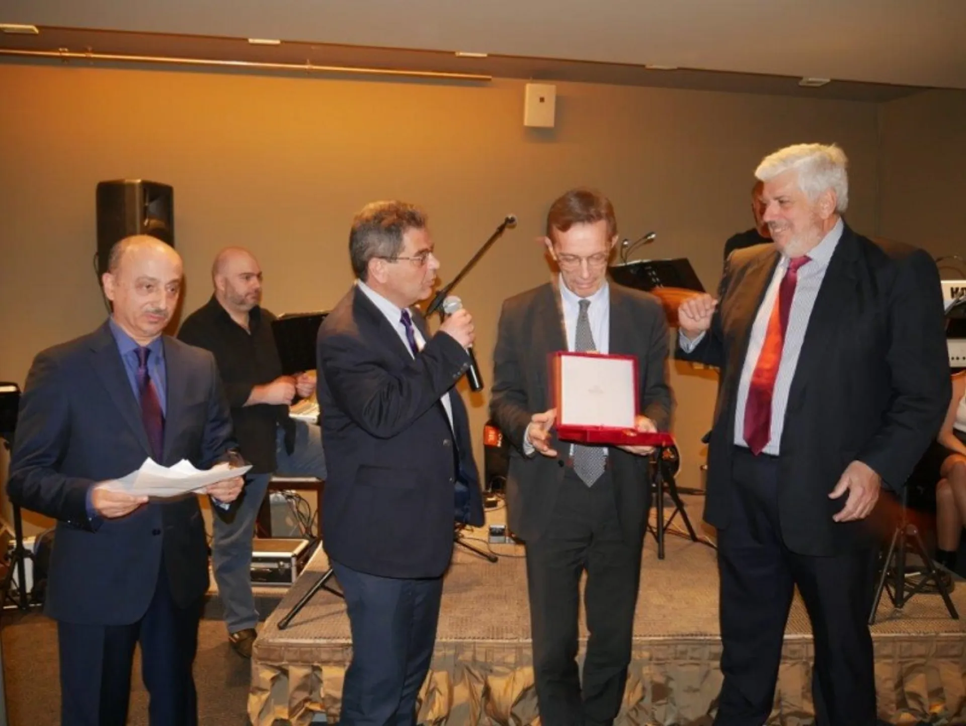 Με κεκτημένη ταχύτητα η INTERAMERICAN στο 2016