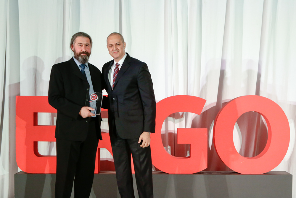 Yildirim Ture – Γιώργος Αγγελόπουλος