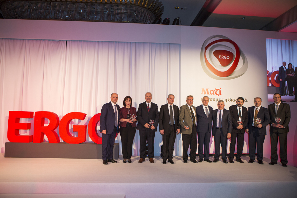 Ομαδική φωτογραφία Βραβευθέντων Νοτίου Ελλάδος Μεγάλου Χαρτοφυλακίου