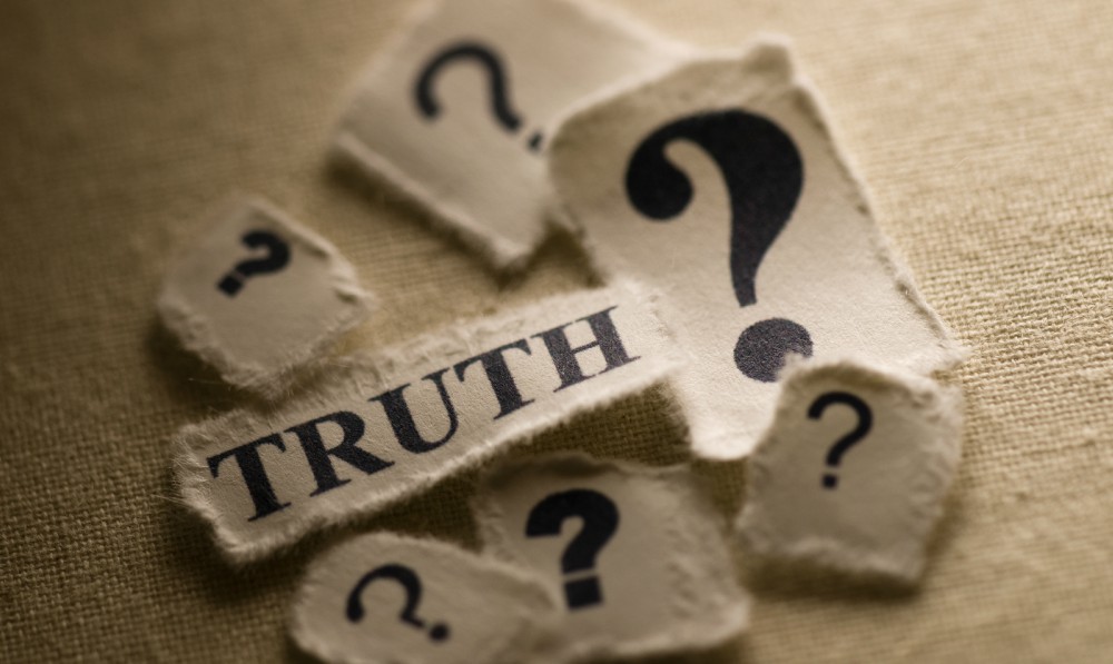 Ασφαλιστικό: Η κυβέρνηση «πληρώνει» τις μισές… αλήθειες