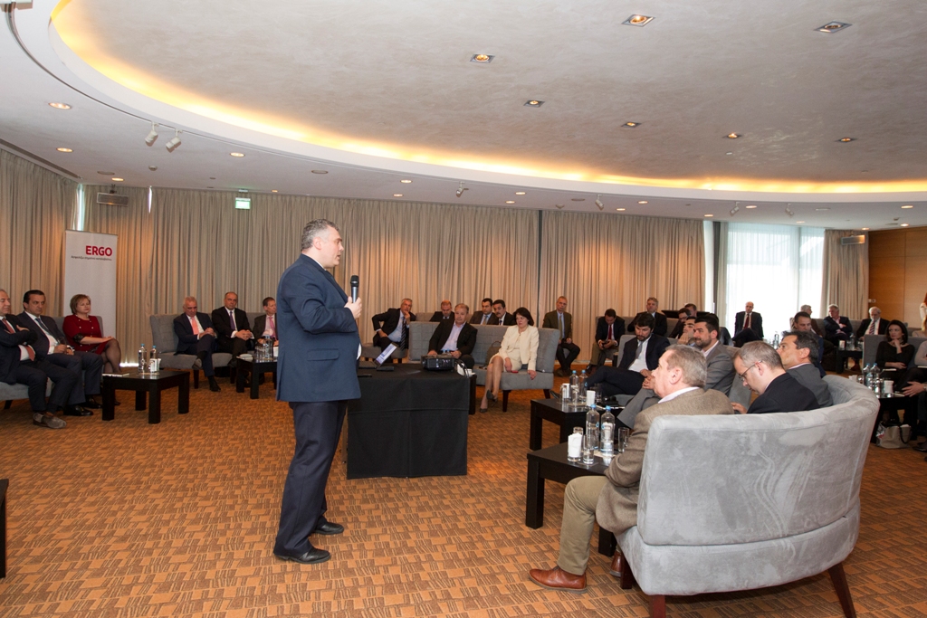 Νίκος Σπυράτος