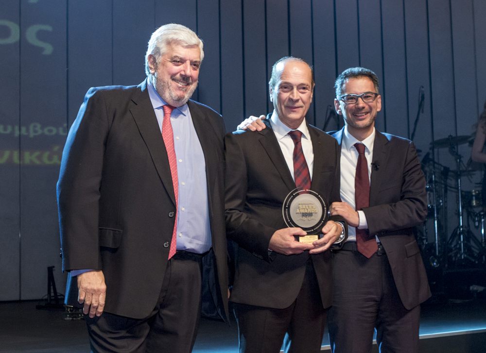 Ο πρώτος Συντονιστής Γ. Ταμβάκος σε Στρατολογήσεις σε ισχύ