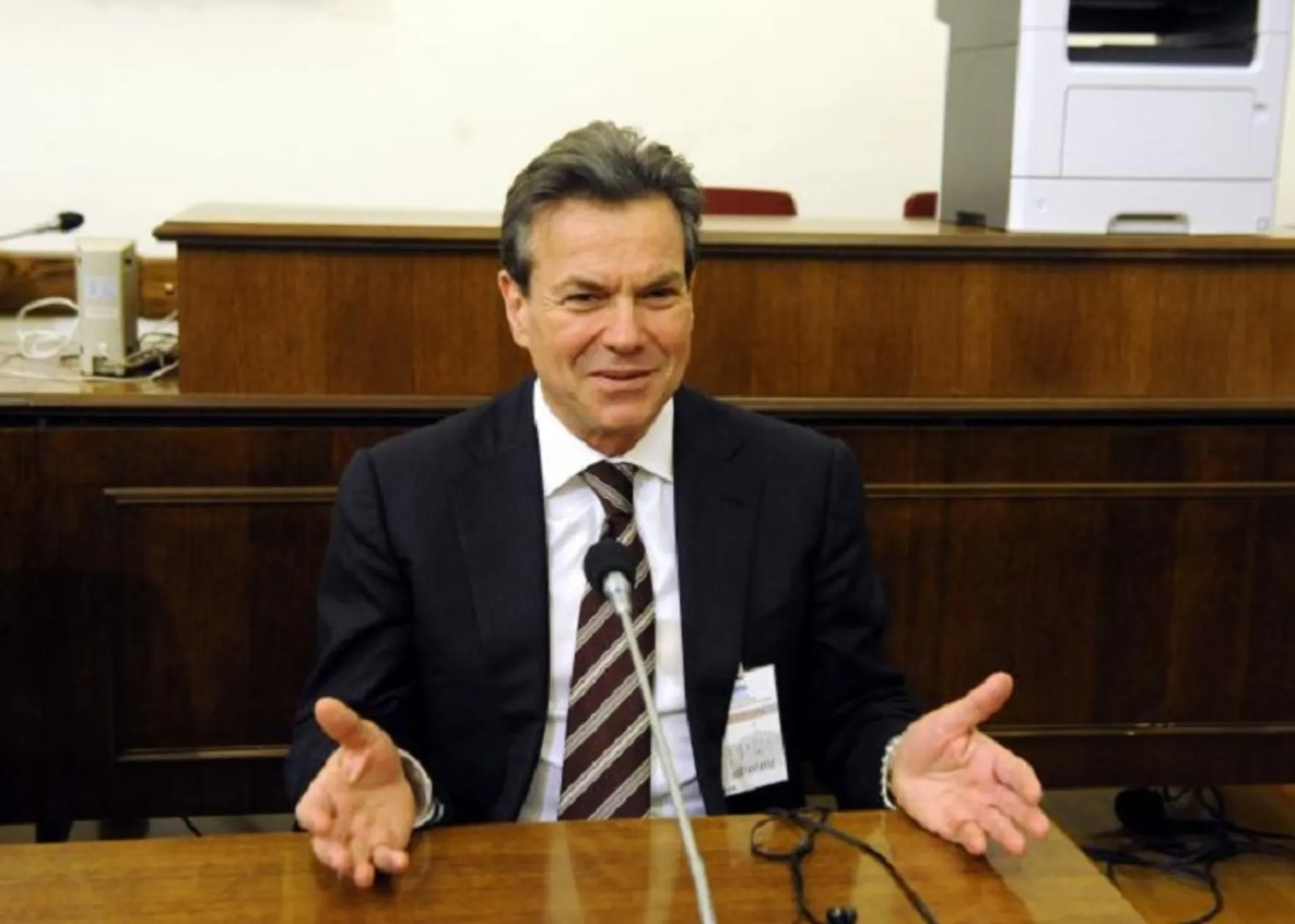 Greek Government for Social Security: We promote agreement with institutions!