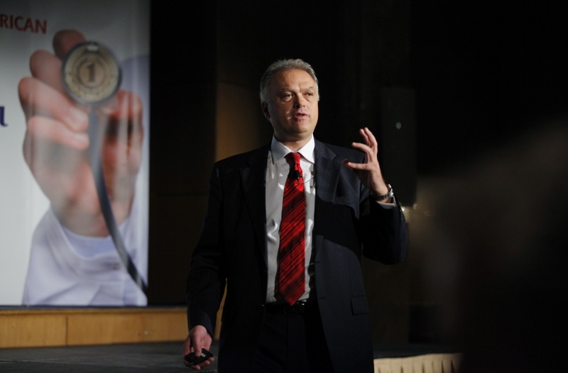 Γ. Πολλάλης: Το σύνδρομο του -ακι στην ελληνική κοινωνία