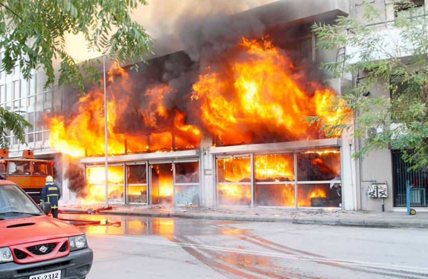 Ασφαλιστικό Περισκόπιο: Kαταστήματα σε πολυκατοικίες