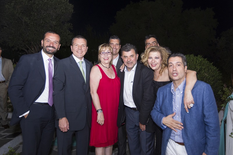 Από αριστερά : Στ. Βασιλόπουλος, Α. Μπεφών, Ι. Βαρσάνη, Ι. Βασιλάτος, Λ. Πέτροβας, Α. Μπάρδας, Χ. Ανέστη, Μ. Τάτσης