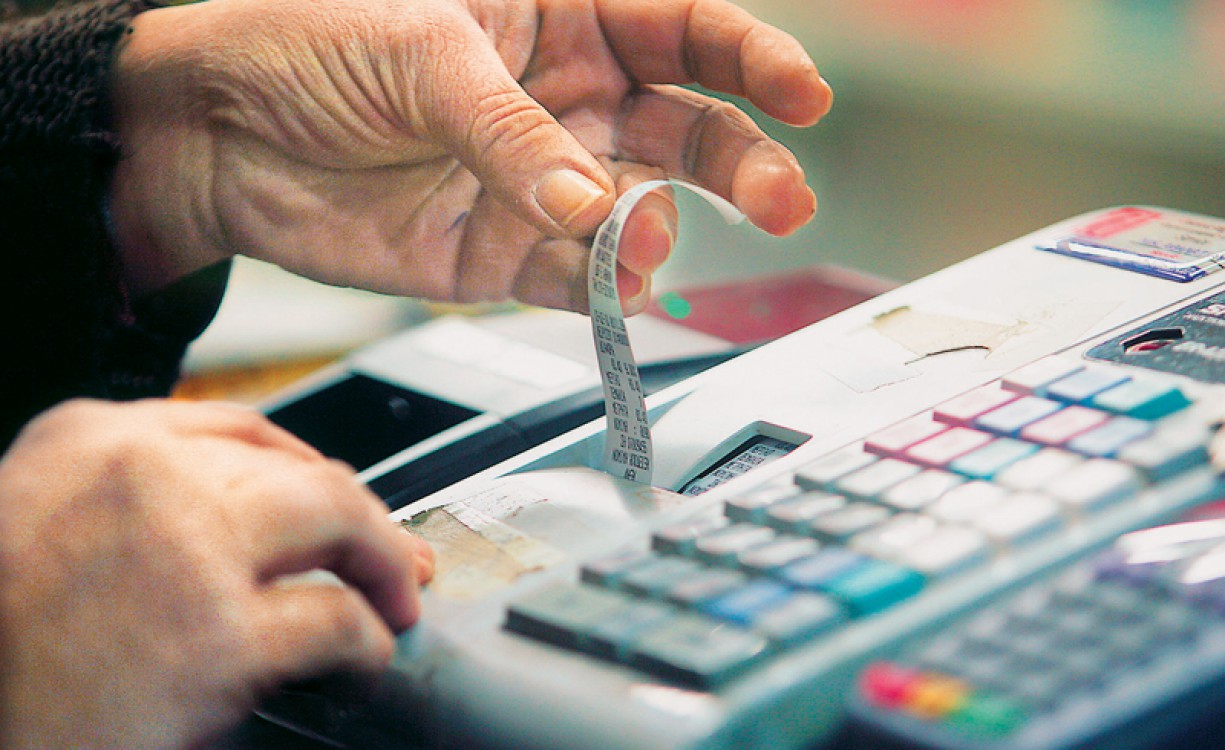 Θα απαλλάσσονται του ΦΠΑ 700.000 επιχειρήσεις με τζίρο ως 25.000 ευρώ