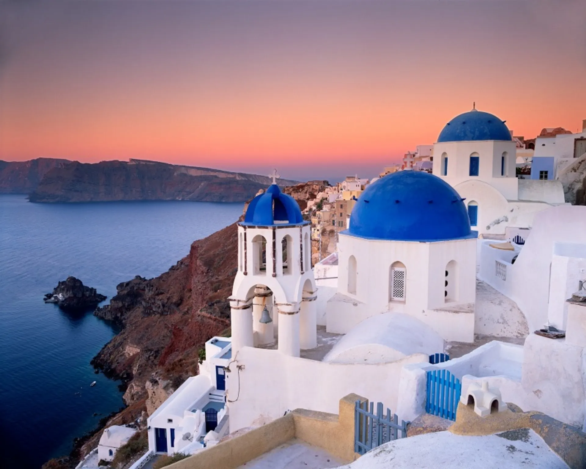 Meet the Insurance Market in the prefecture of Cyclades