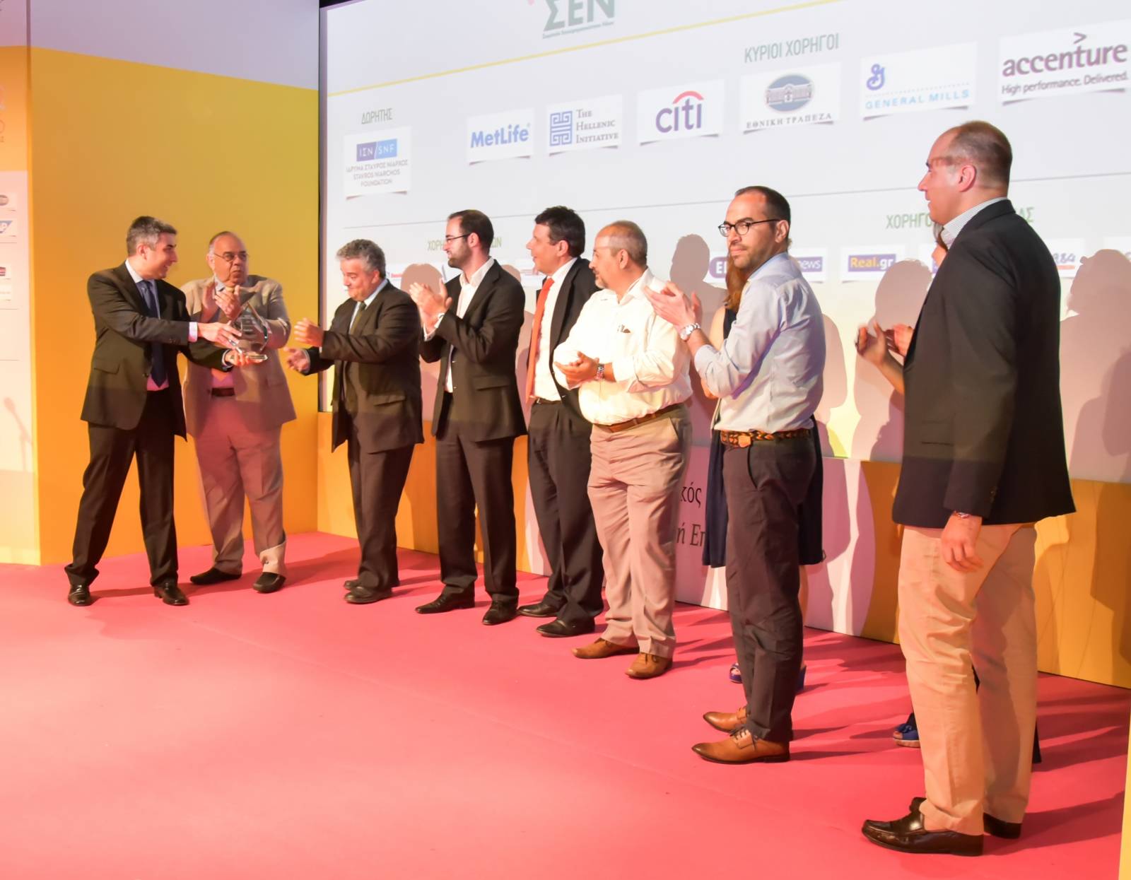 ΒΡΑΒΕΥΣΗ ΕΘΕΛΟΝΤΩΝ METLIFE