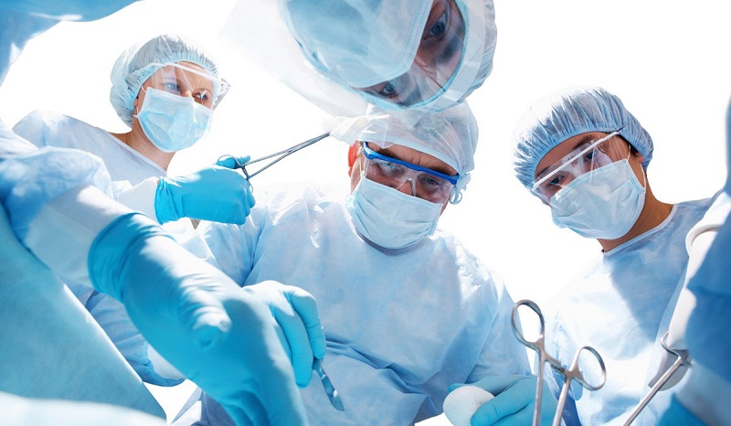 Ιατρικό Ψυχικού: Για πρώτη φορά στην Ελλάδα νέα χειρουργική μέθοδος για την καλοήθη υπερτροφία του προστάτη