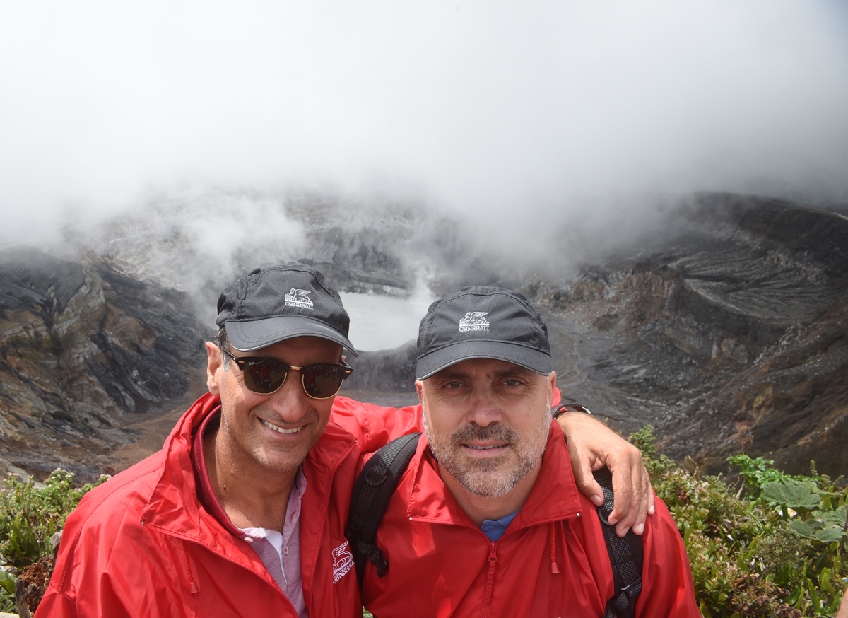 Β. Λύρας, Π. Φαραός