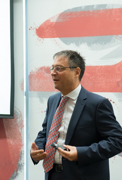 Γιάννης Σίνος