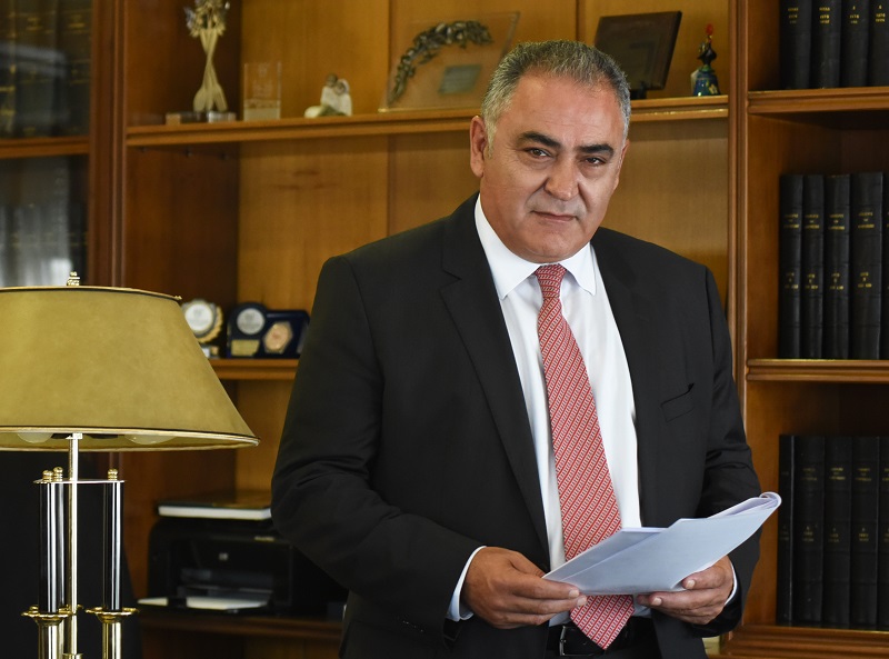 Γ. Χατζηθεοδοσίου: Να πληρωθούν οι προμήθειες για την παραγωγή της  International Life