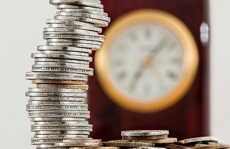 Το περιβάλλον χαμηλών επιτοκίων τριπλή “απειλή” για τις ασφαλιστικές