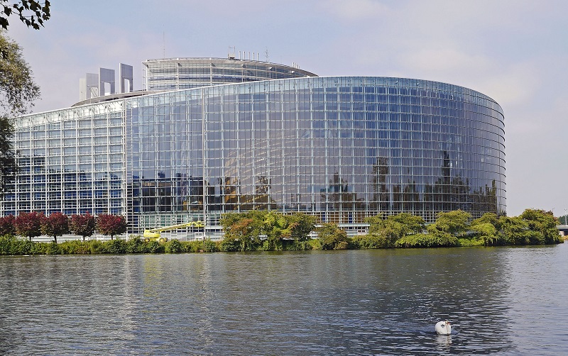 Το Ευρωπαϊκό Κοινοβούλιο “ρίχνει άκυρο” στα τεχνικά πρότυπα των PRIIPs