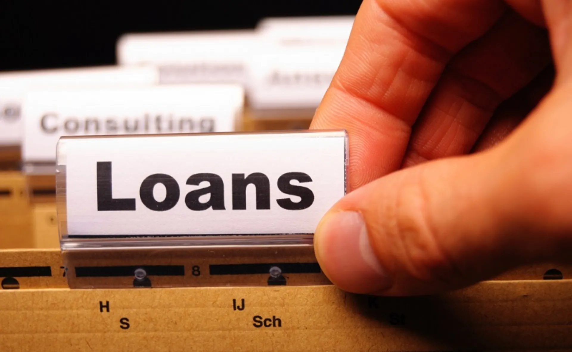 ΕΕΤ: Μέτρα στήριξης των δανειοληπτών φυσικών προσώπων από τις τράπεζες